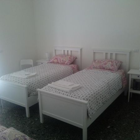 Domus Aurea Bed & Breakfast Naples Exterior photo